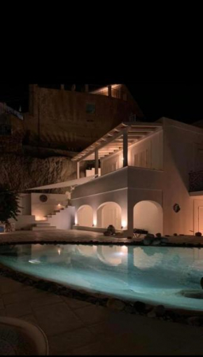 Casa Pesce, Ponza